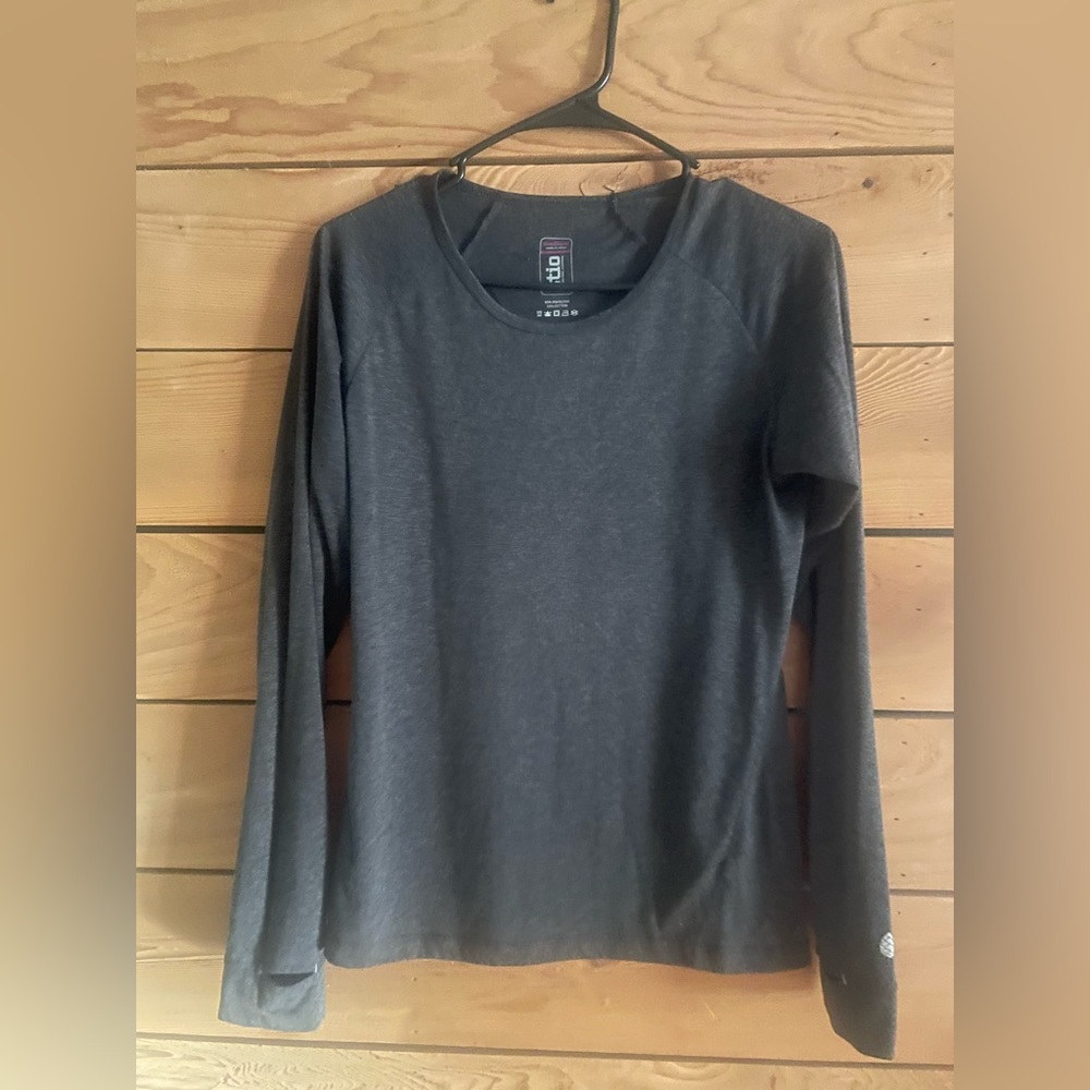Women’s Stio long sleeve